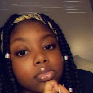 Meet your Posher, Jakayla